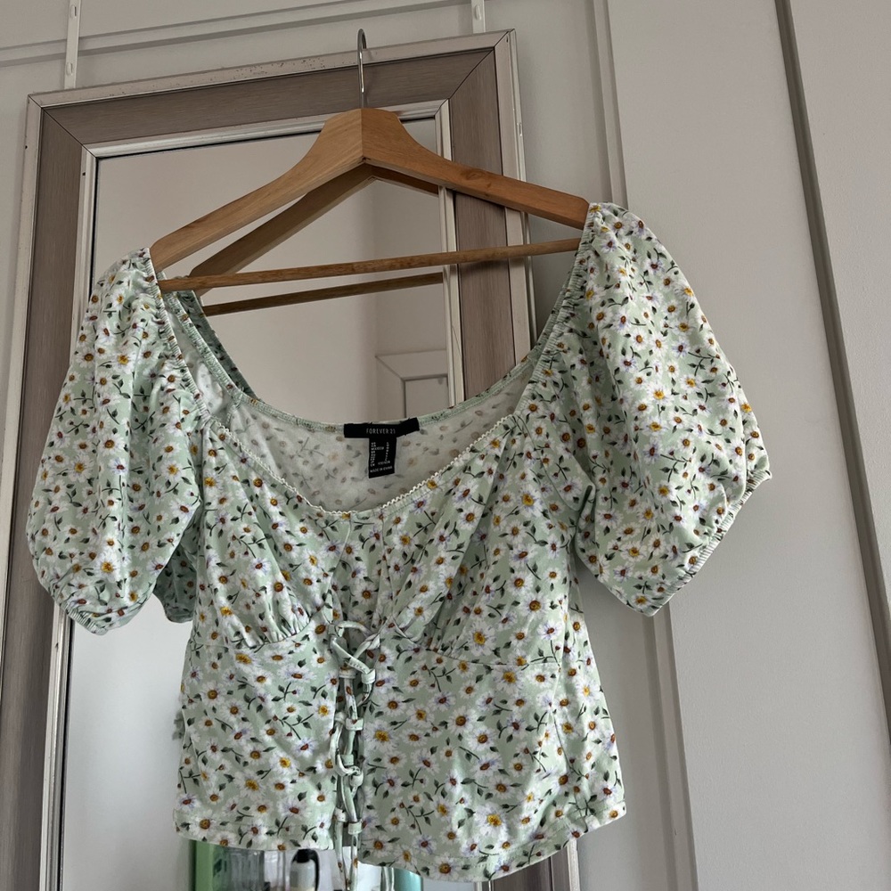 Floral babydoll crop top